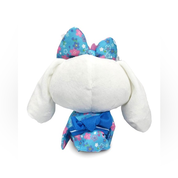 Sanrio Cherry Blossom Kimono Cinnamoroll Plushie, Collector’s Limited Edition - Picture 3 of 3